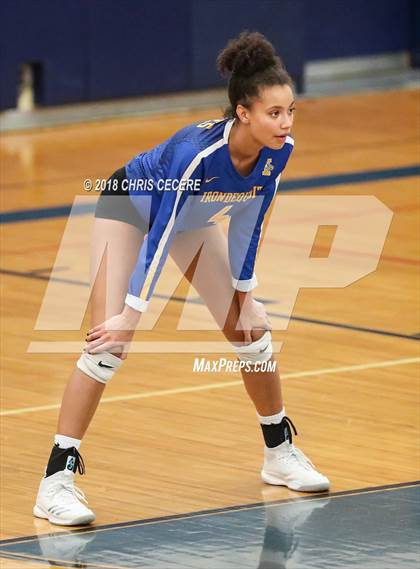 Thumbnail 1 in Irondequoit vs. Niagara-Wheatfield (NYSPHSAA Class A Regional) photogallery.