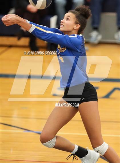 Thumbnail 3 in Irondequoit vs. Niagara-Wheatfield (NYSPHSAA Class A Regional) photogallery.