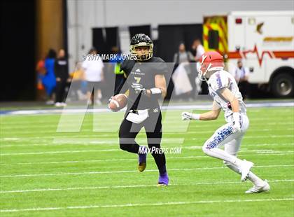 Thumbnail 2 in Wickenburg vs. Holbrook (Kick-Off Classic) photogallery.
