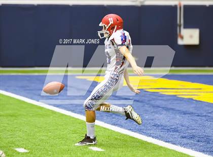 Thumbnail 3 in Wickenburg vs. Holbrook (Kick-Off Classic) photogallery.