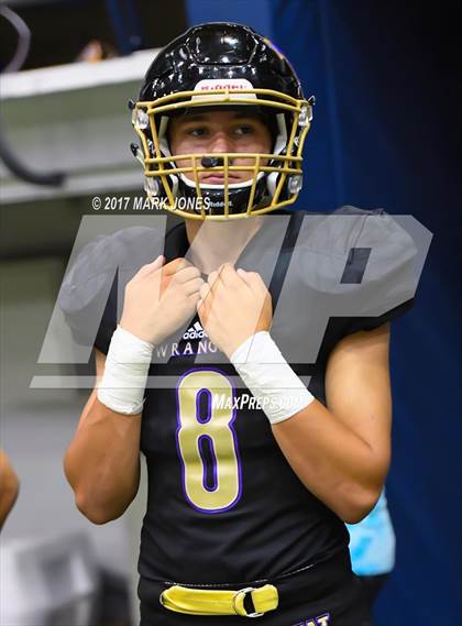 Thumbnail 3 in Wickenburg vs. Holbrook (Kick-Off Classic) photogallery.