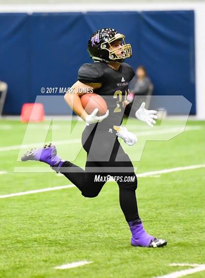 Thumbnail 1 in Wickenburg vs. Holbrook (Kick-Off Classic) photogallery.