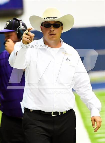 Thumbnail 3 in Wickenburg vs. Holbrook (Kick-Off Classic) photogallery.