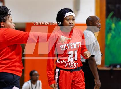 Thumbnail 3 in Seventy-First @ South View photogallery.