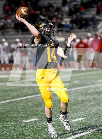 Thumbnail 2 in Santa Cruz Valley vs Round Valley (AIA 2A Semifinal)  photogallery.