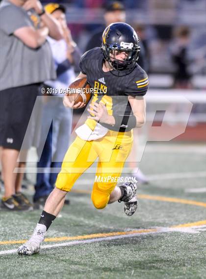 Thumbnail 3 in Santa Cruz Valley vs Round Valley (AIA 2A Semifinal)  photogallery.
