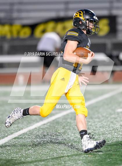 Thumbnail 3 in Santa Cruz Valley vs Round Valley (AIA 2A Semifinal)  photogallery.