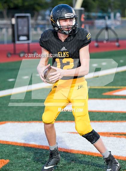 Thumbnail 3 in Santa Cruz Valley vs Round Valley (AIA 2A Semifinal)  photogallery.