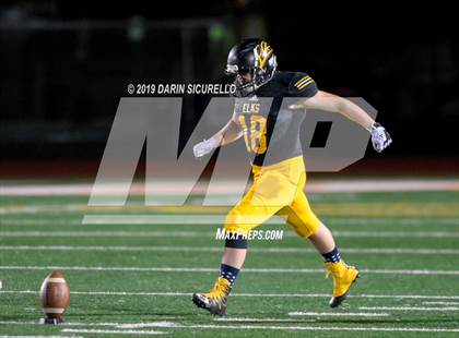 Thumbnail 1 in Santa Cruz Valley vs Round Valley (AIA 2A Semifinal)  photogallery.