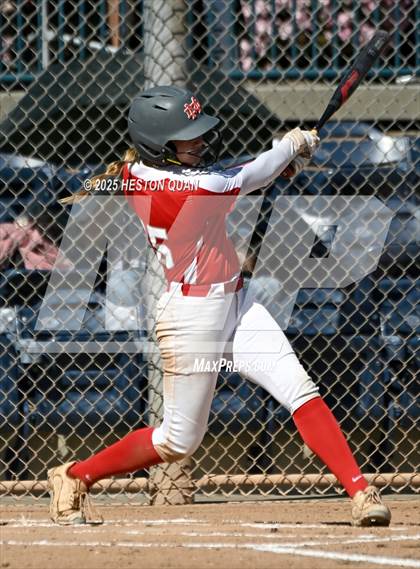 Thumbnail 2 in Mater Dei vs. Burroughs (Alan Dugard Classic) photogallery.