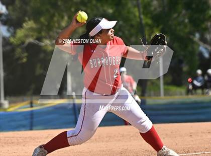 Thumbnail 2 in Mater Dei vs. Burroughs (Alan Dugard Classic) photogallery.