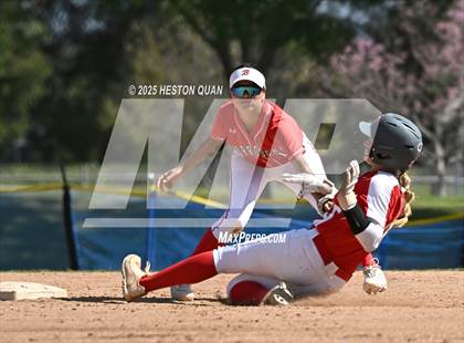 Thumbnail 1 in Mater Dei vs. Burroughs (Alan Dugard Classic) photogallery.