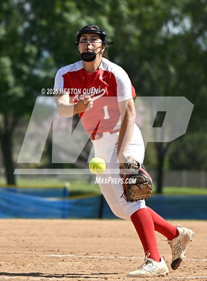Thumbnail 2 in Mater Dei vs. Burroughs (Alan Dugard Classic) photogallery.