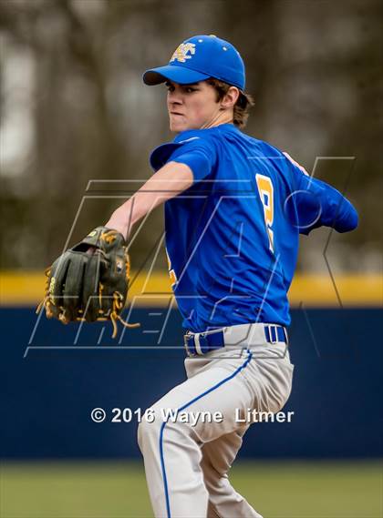 Thumbnail 2 in Newport Central Catholic vs Covington Catholic  photogallery.