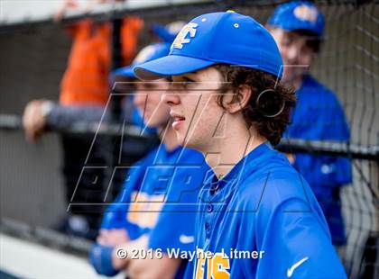 Thumbnail 3 in Newport Central Catholic vs Covington Catholic  photogallery.