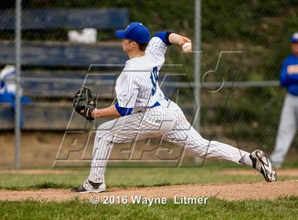 Thumbnail 3 in Newport Central Catholic vs Covington Catholic  photogallery.