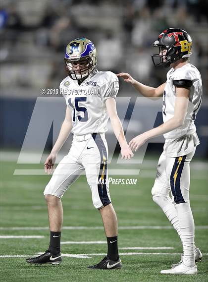 Thumbnail 2 in Orange County North vs South All Star Game photogallery.