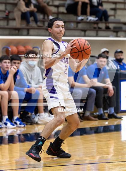 Thumbnail 3 in Jefferson vs Brackenridge photogallery.