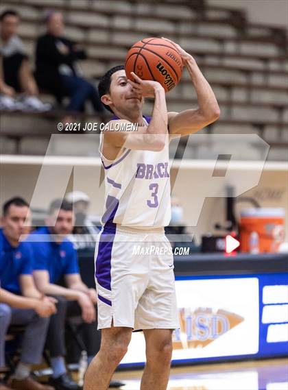 Thumbnail 3 in Jefferson vs Brackenridge photogallery.