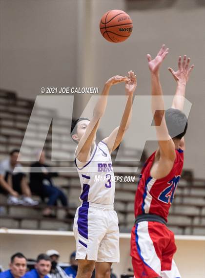 Thumbnail 3 in Jefferson vs Brackenridge photogallery.