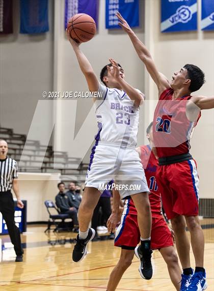 Thumbnail 3 in Jefferson vs Brackenridge photogallery.