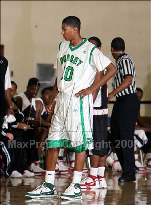 Thumbnail 3 in Skyline vs. Dorsey (Johnnie Cochran Classic) photogallery.