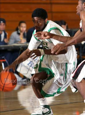 Thumbnail 3 in Skyline vs. Dorsey (Johnnie Cochran Classic) photogallery.