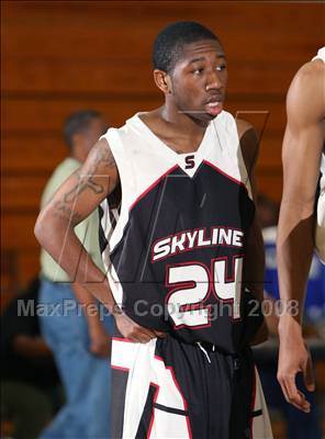 Thumbnail 1 in Skyline vs. Dorsey (Johnnie Cochran Classic) photogallery.