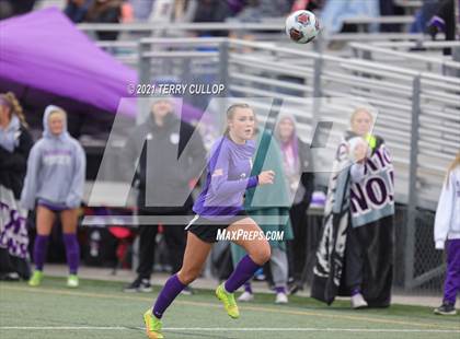 Thumbnail 3 in Layton vs. Riverton (UHSAA 6A Semifinal) photogallery.