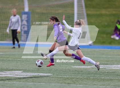 Thumbnail 3 in Layton vs. Riverton (UHSAA 6A Semifinal) photogallery.