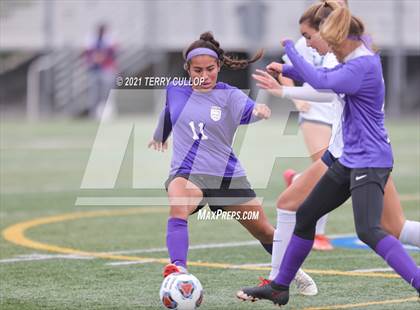 Thumbnail 1 in Layton vs. Riverton (UHSAA 6A Semifinal) photogallery.