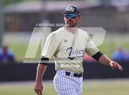 Thumbnail 2 in Oak Grove vs. Lake Arthur photogallery.