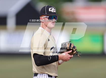 Thumbnail 2 in Oak Grove vs. Lake Arthur photogallery.