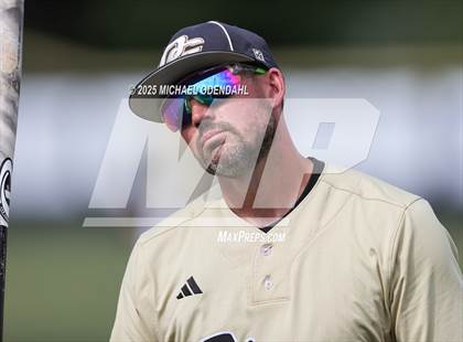 Thumbnail 1 in Oak Grove vs. Lake Arthur photogallery.