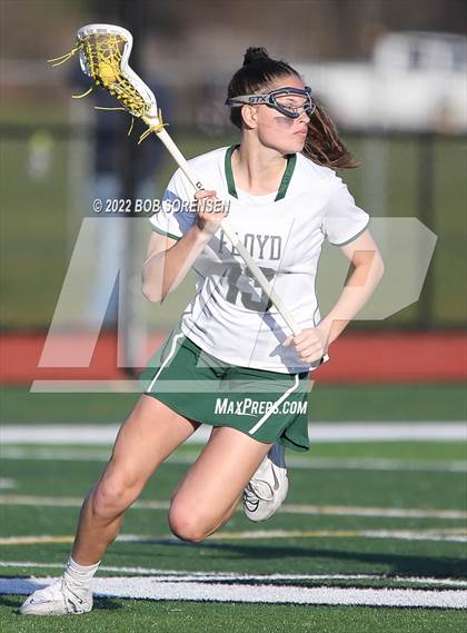 Thumbnail 3 in Middle Country @ William Floyd photogallery.