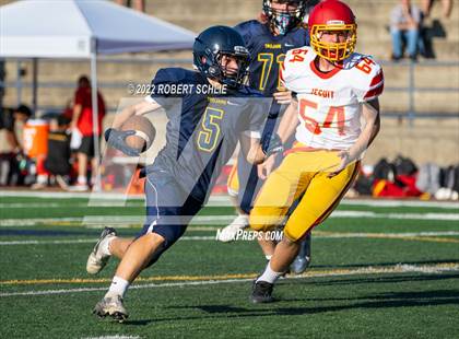 Thumbnail 3 in Jesuit @ Oak Ridge photogallery.