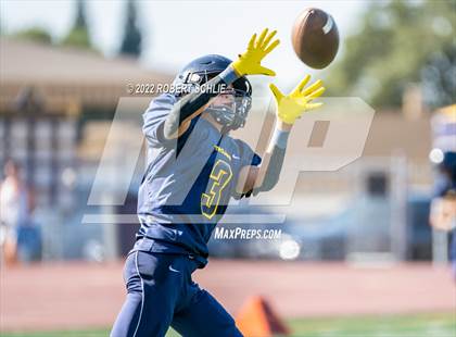 Thumbnail 3 in Jesuit @ Oak Ridge photogallery.