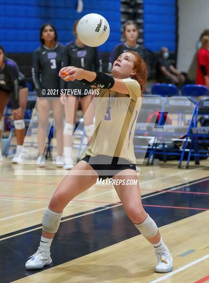 Thumbnail 1 in Notre Dame Prep vs. Perry photogallery.