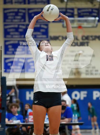 Thumbnail 2 in Notre Dame Prep vs. Perry photogallery.