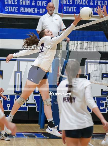 Thumbnail 3 in Notre Dame Prep vs. Perry photogallery.