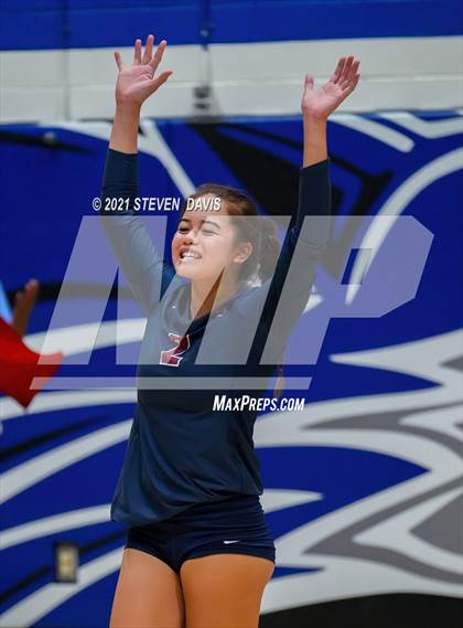 Thumbnail 3 in Notre Dame Prep vs. Perry photogallery.
