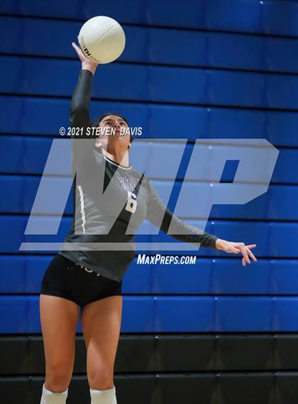 Thumbnail 1 in Notre Dame Prep vs. Perry photogallery.