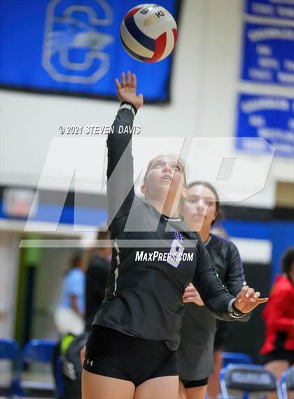 Thumbnail 3 in Notre Dame Prep vs. Perry photogallery.