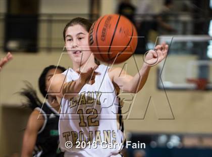 Thumbnail 3 in East Hamilton @ Soddy Daisy photogallery.