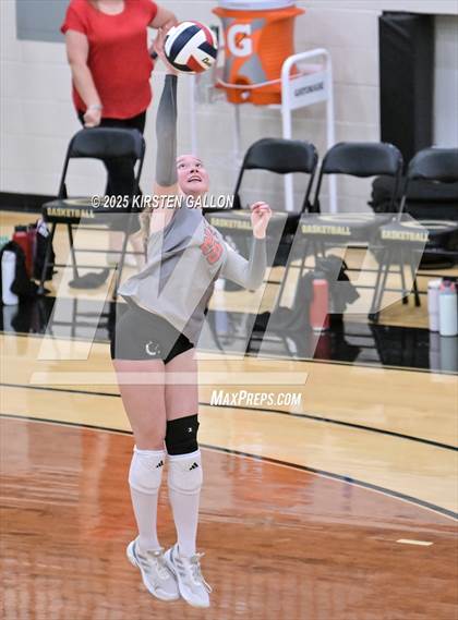 Thumbnail 1 in Lake Belton vs. Highland Park (UIL 5A Regional Semifinal) photogallery.