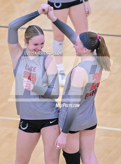 Thumbnail 3 in Lake Belton vs. Highland Park (UIL 5A Regional Semifinal) photogallery.