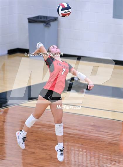 Thumbnail 1 in Lake Belton vs. Highland Park (UIL 5A Regional Semifinal) photogallery.