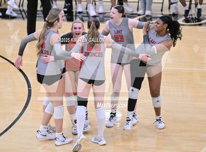 Thumbnail 3 in Lake Belton vs. Highland Park (UIL 5A Regional Semifinal) photogallery.