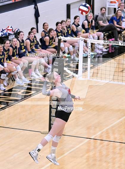 Thumbnail 2 in Lake Belton vs. Highland Park (UIL 5A Regional Semifinal) photogallery.