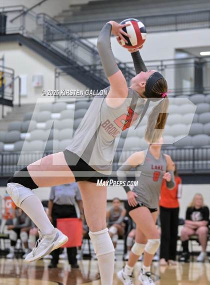 Thumbnail 1 in Lake Belton vs. Highland Park (UIL 5A Regional Semifinal) photogallery.